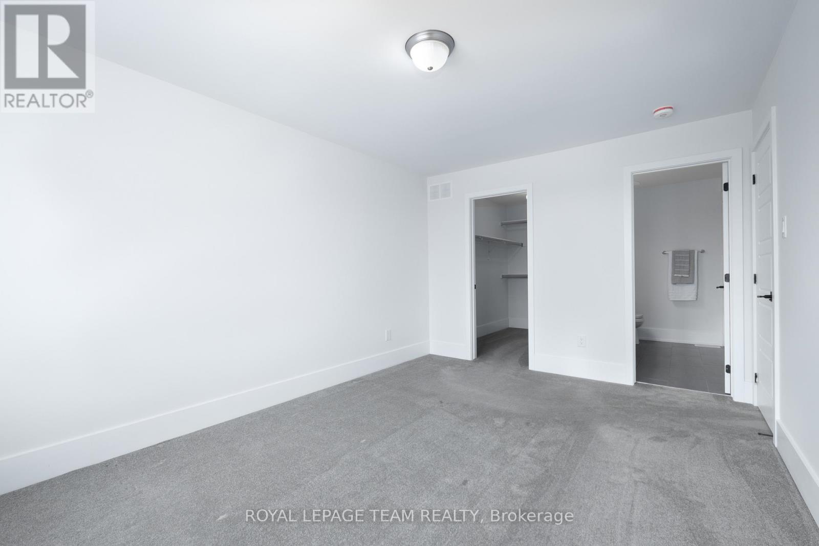 2 Bed, 2 Bath House for Sale in Ottawa – 168 PICTOU CRESCENT, Ottawa – MLS# X13524334 - Image 24