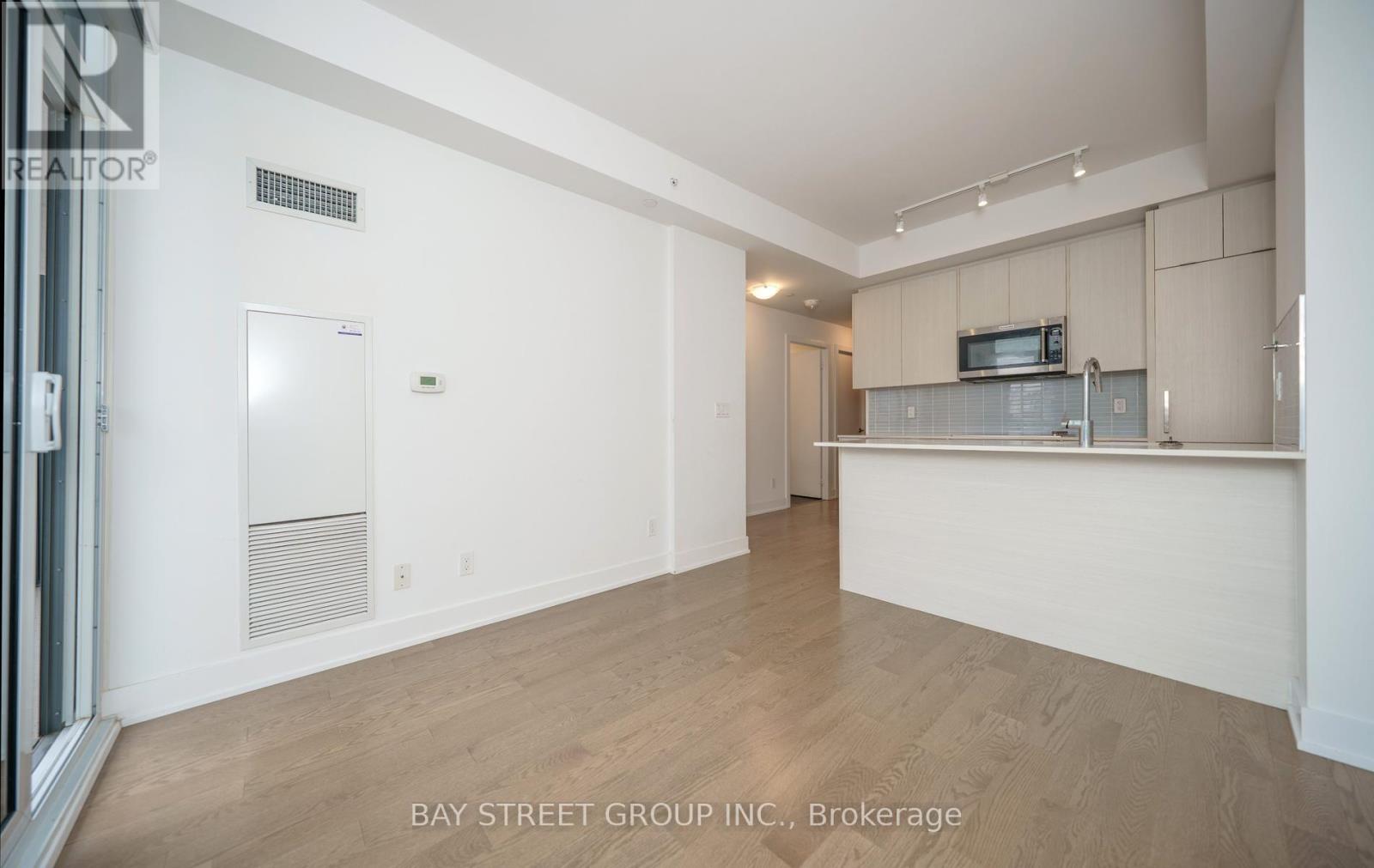 #905 181 BEDFORD ROAD - Image 16