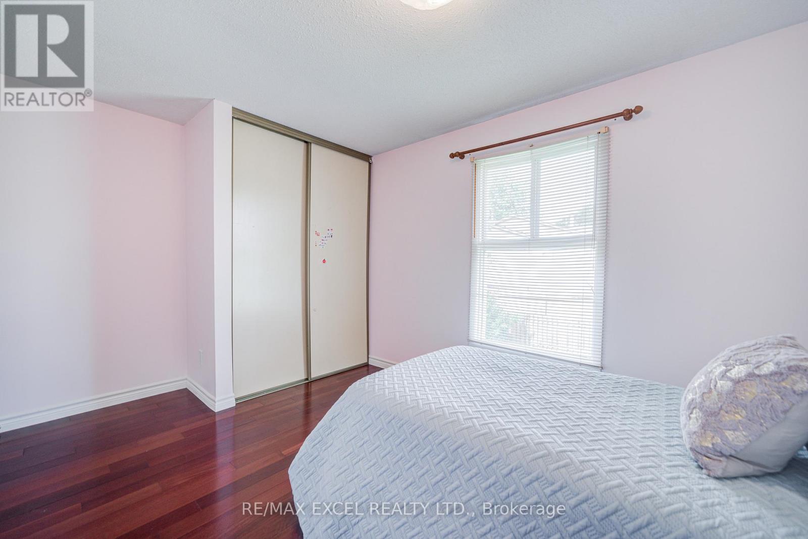 176 GOLDHAWK TRAIL - Image 35