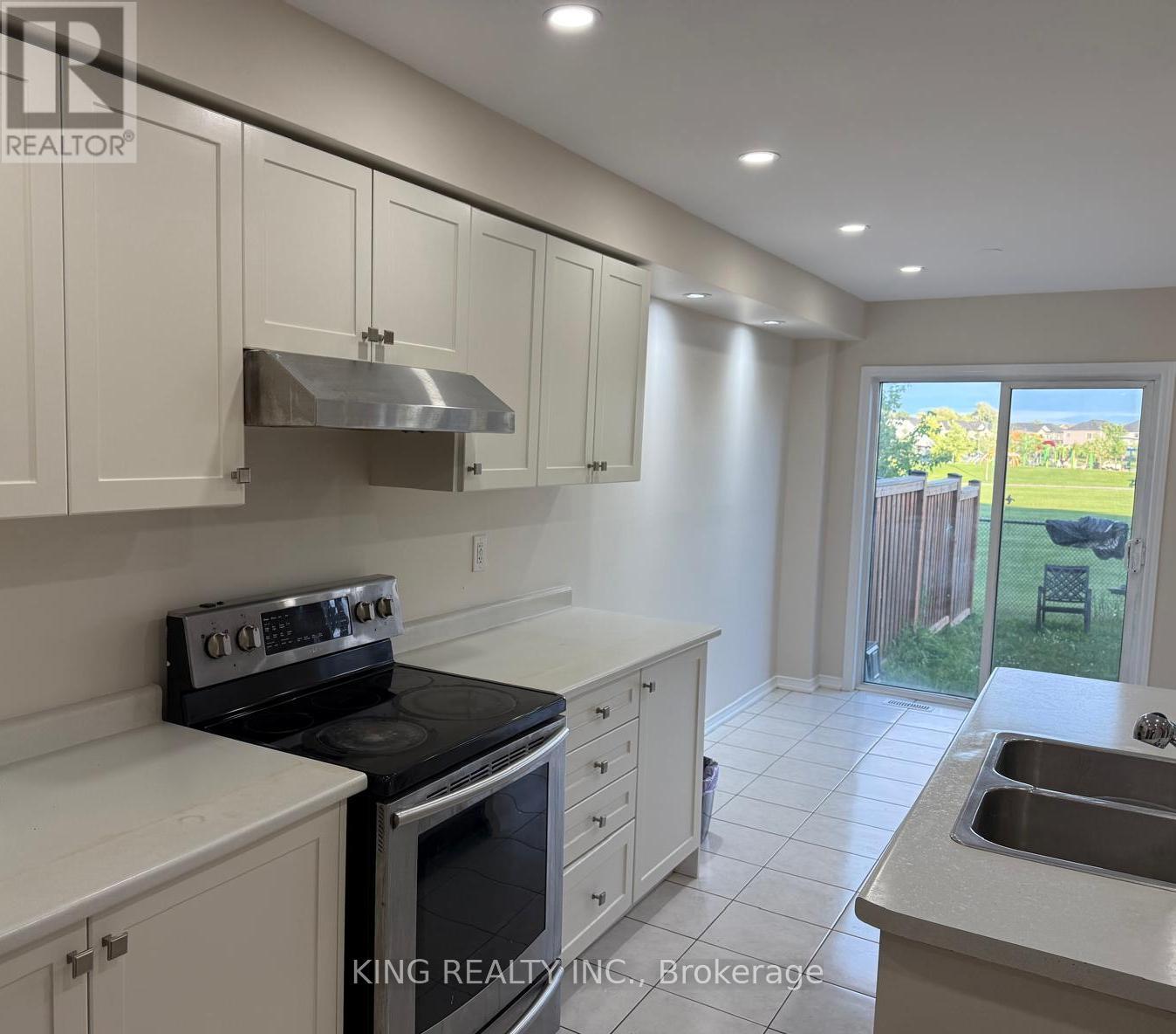 27 COOKE AVENUE - Image 11