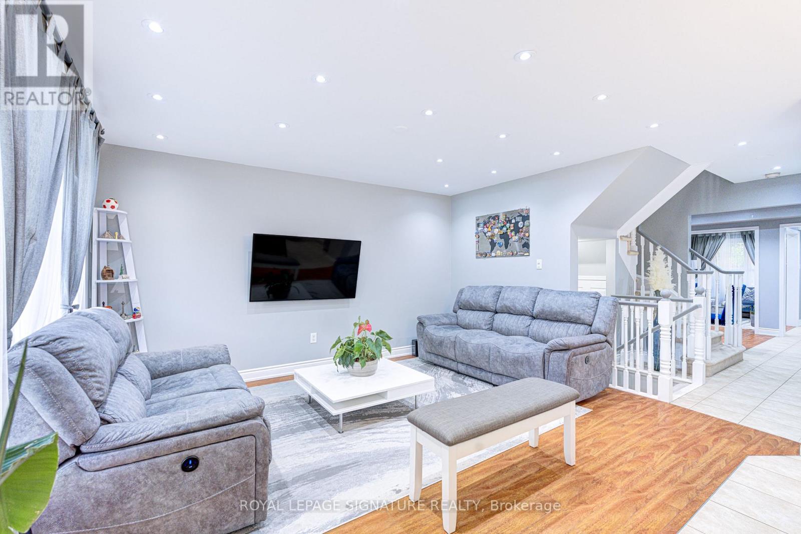 670 SPEYER CIRCLE - Image 13
