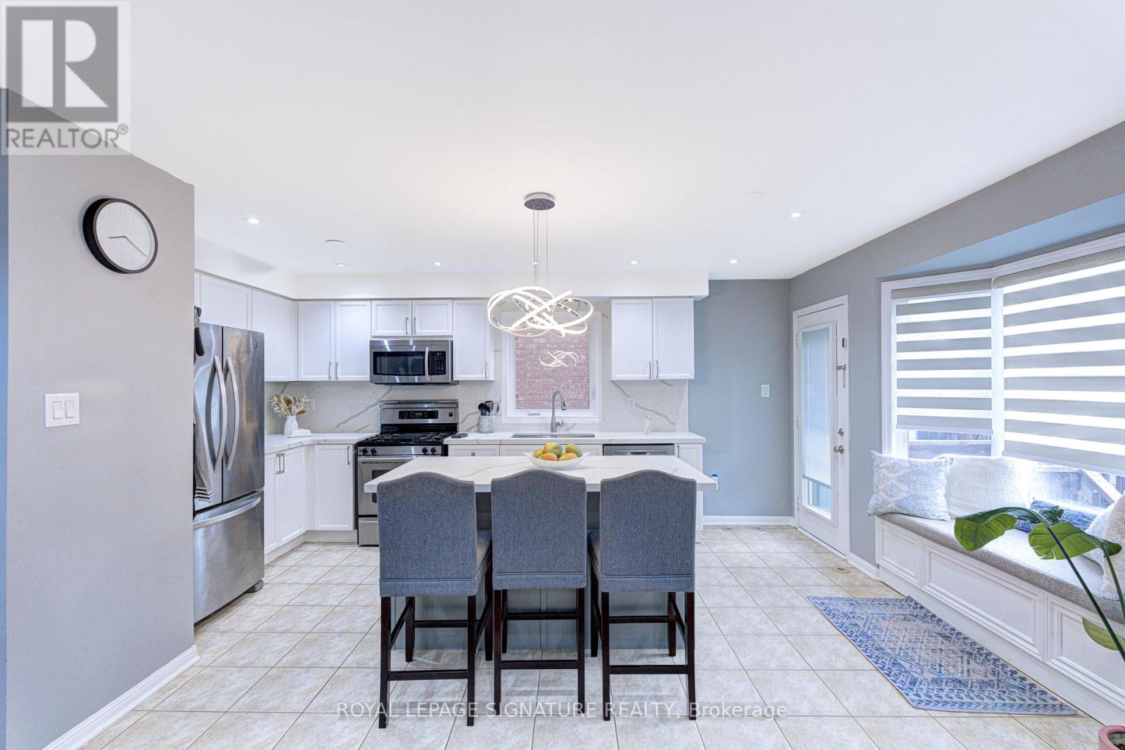 670 SPEYER CIRCLE - Image 21