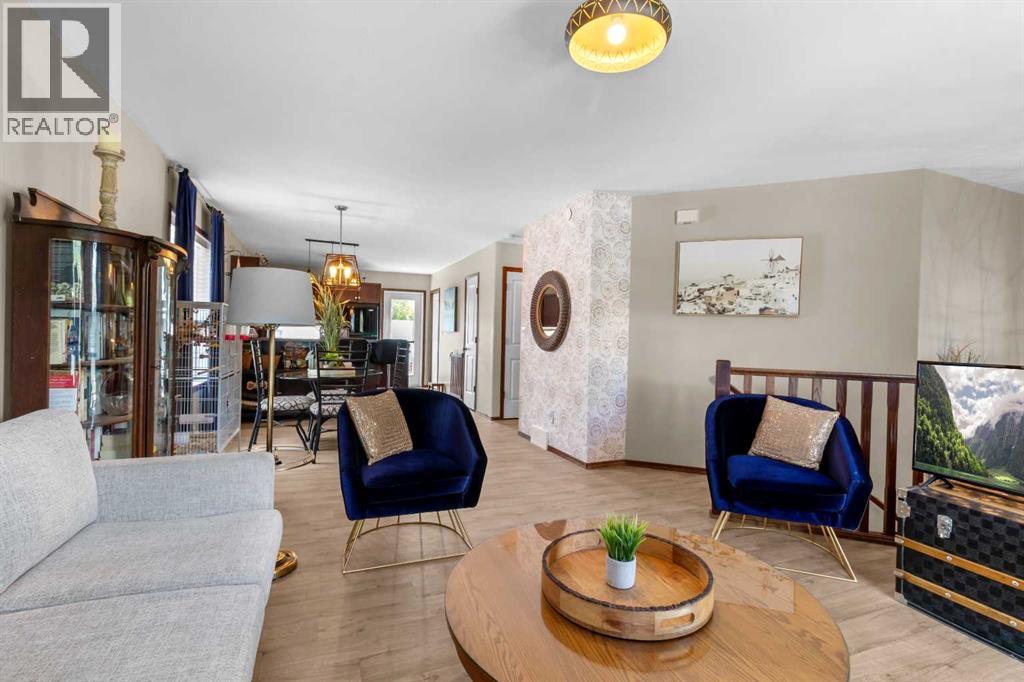 Listing photo – 49 Wildrose Drive, Sylvan Lake