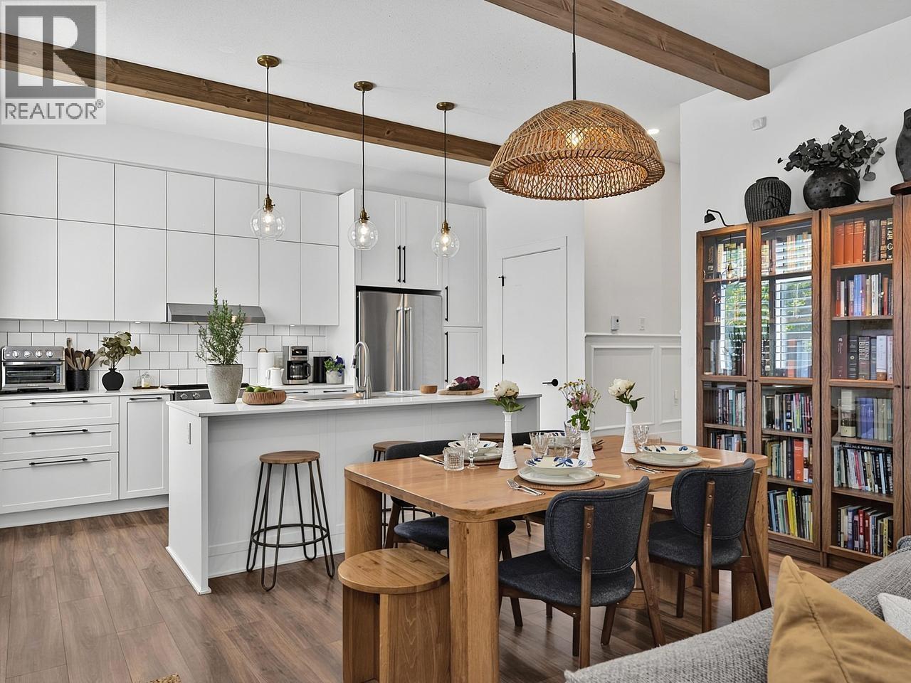 109 3529 BAYCREST AVENUE, Coquitlam