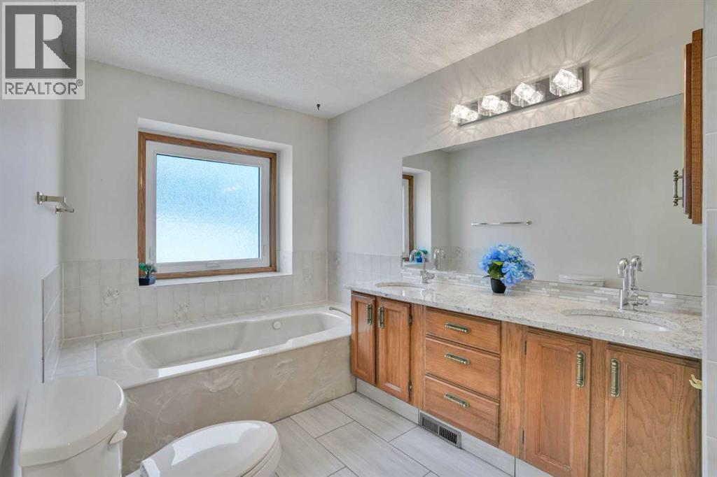 88 Edelweiss Drive NW - 23