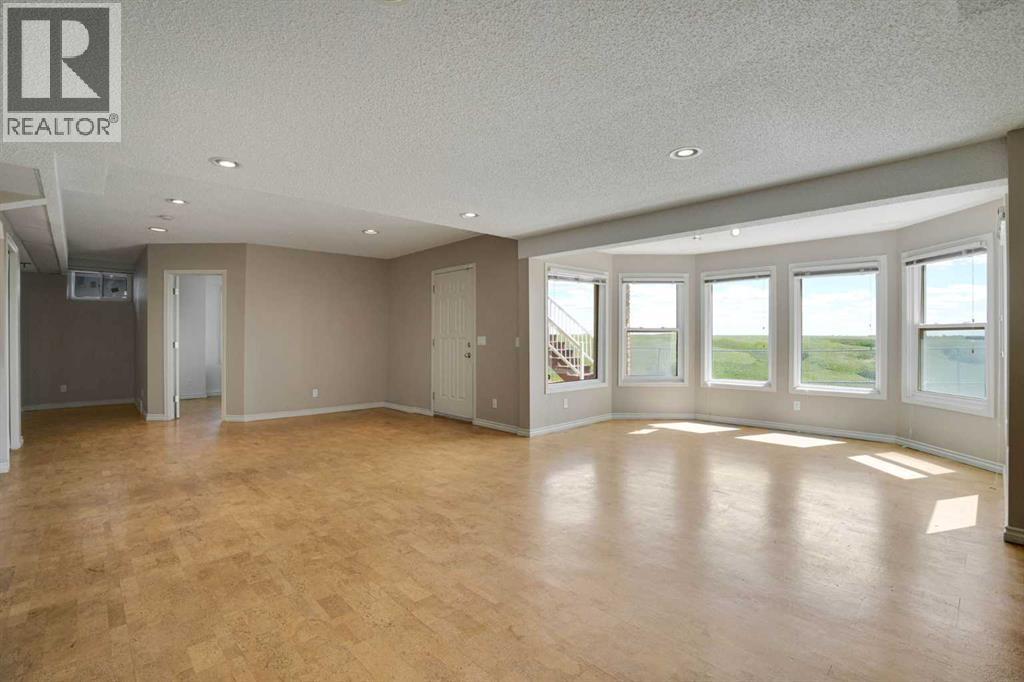 88 Edelweiss Drive NW - 36