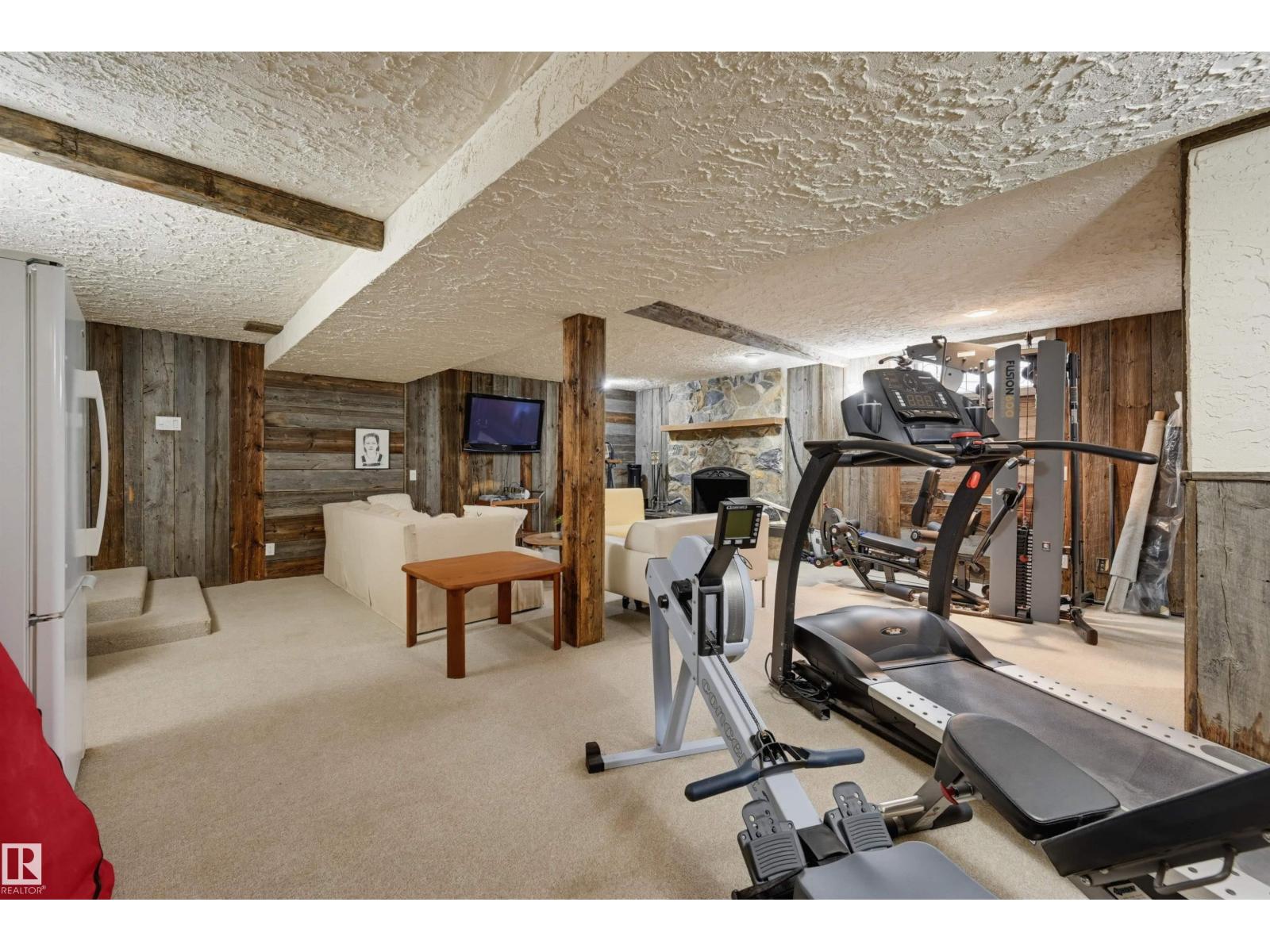 65 Greenbrier CR — photo 29