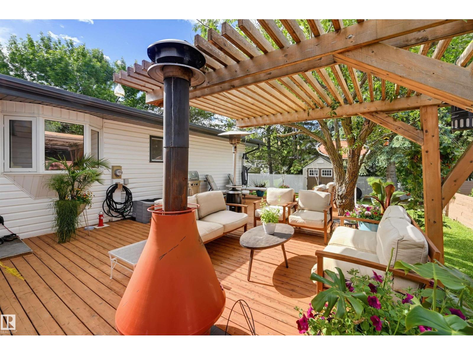 65 Greenbrier CR — photo 33