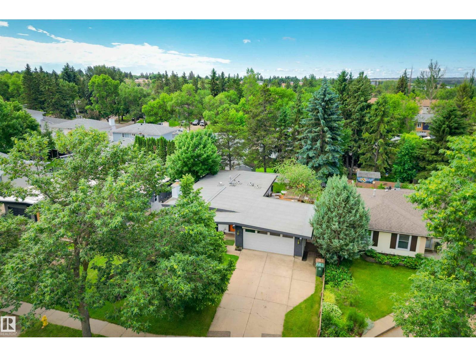 65 Greenbrier CR — photo 39