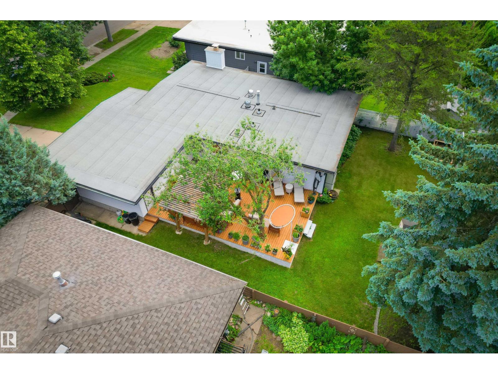 65 Greenbrier CR — photo 43