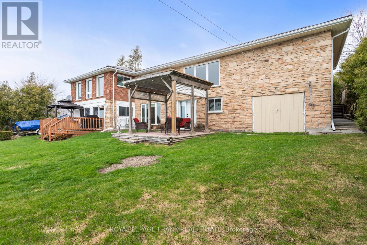 106 STARR BOULEVARD - 13