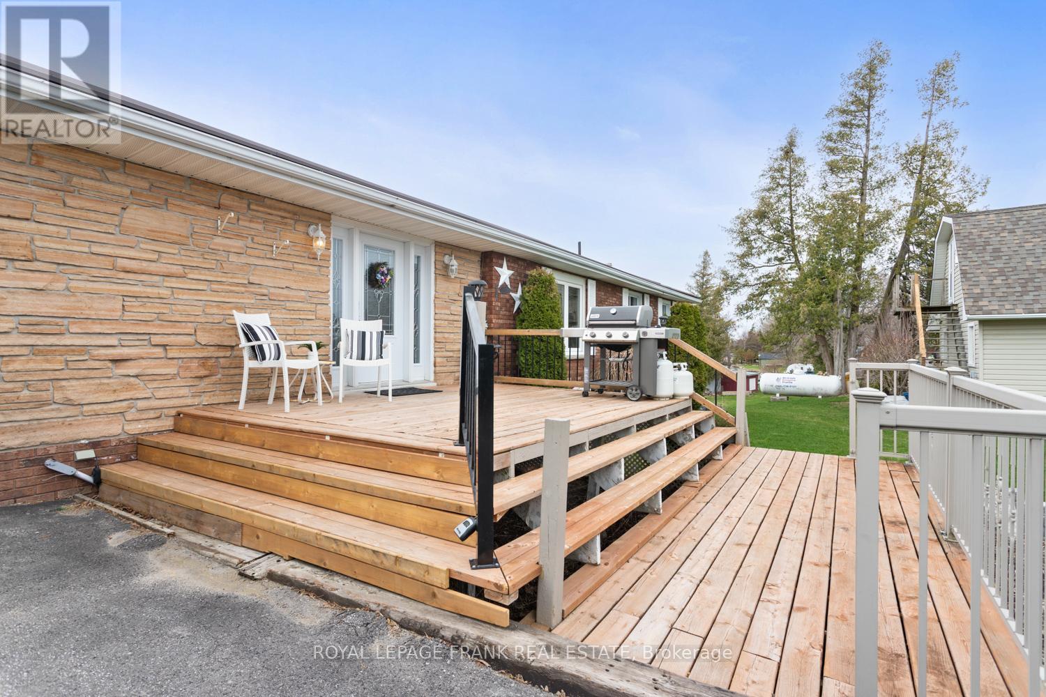 106 STARR BOULEVARD - 11