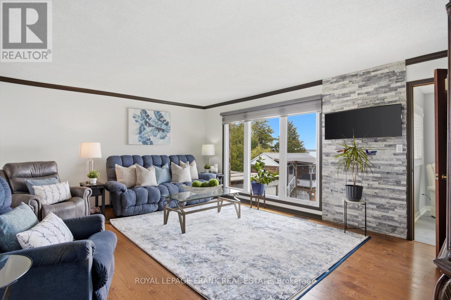 106 STARR BOULEVARD - 19