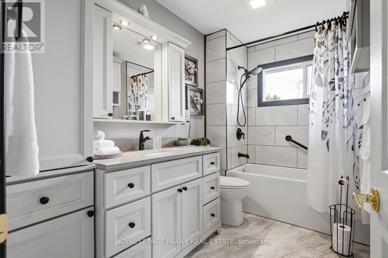 106 STARR BOULEVARD - 29