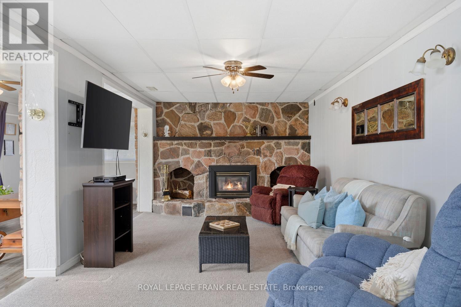 106 STARR BOULEVARD - 32
