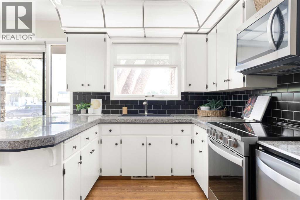 890 Hargrave Way NW - Image 7