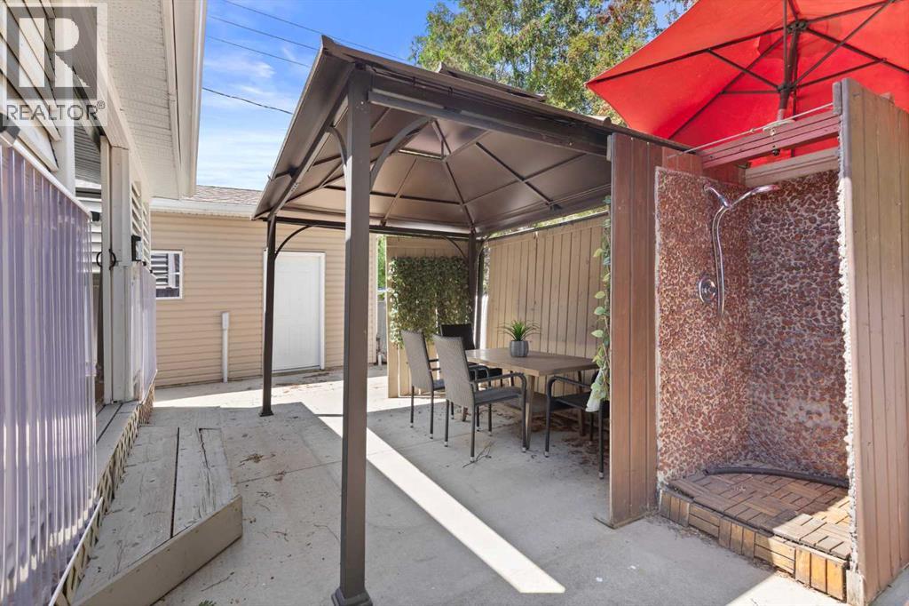 890 Hargrave Way NW - Image 44