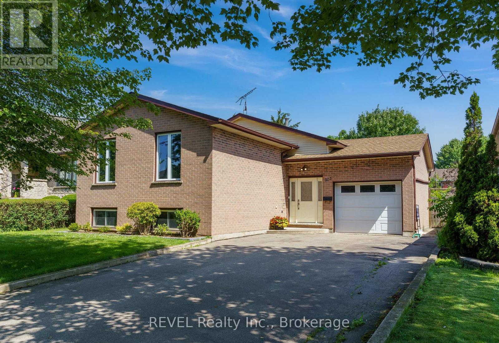 323 BARRICK ROAD - 1
