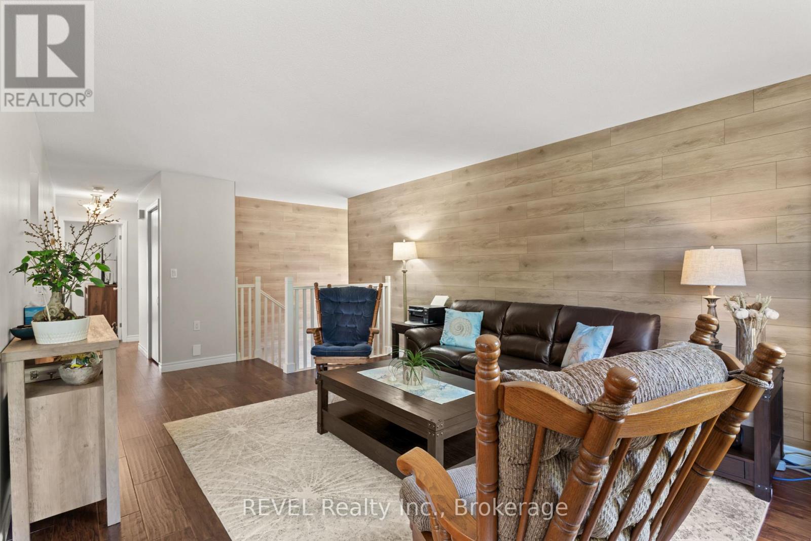 323 BARRICK ROAD - 5