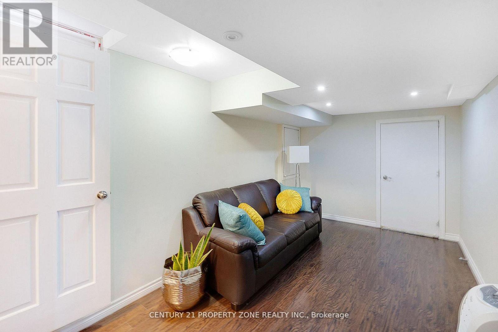 19 BELLCREST ROAD - 26