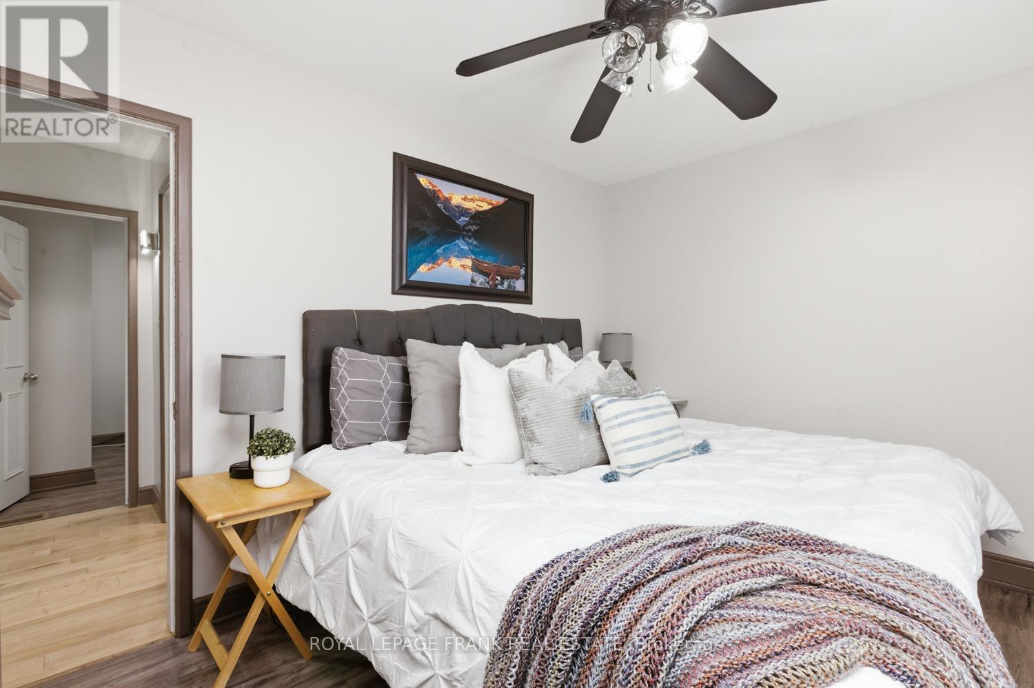 111 BALL POINT ROAD - 34