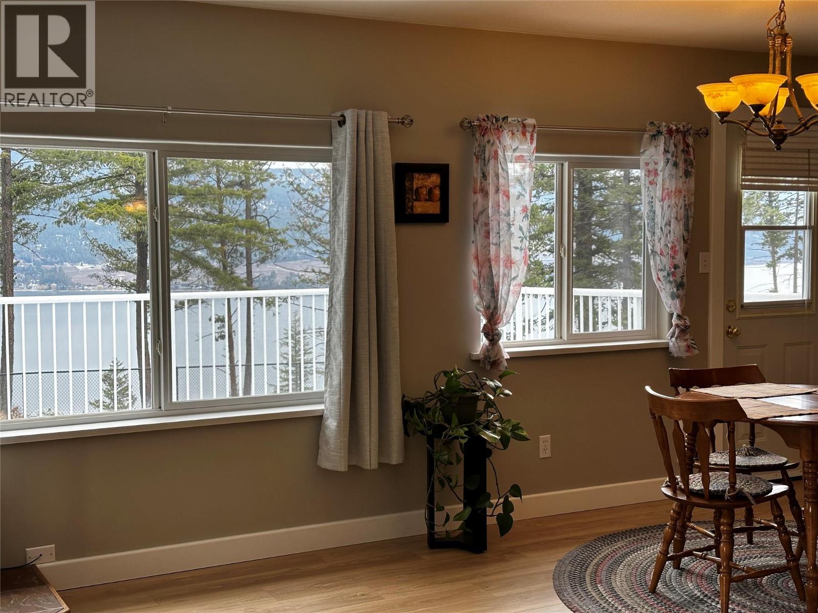 7245 Dunwaters Road - 32