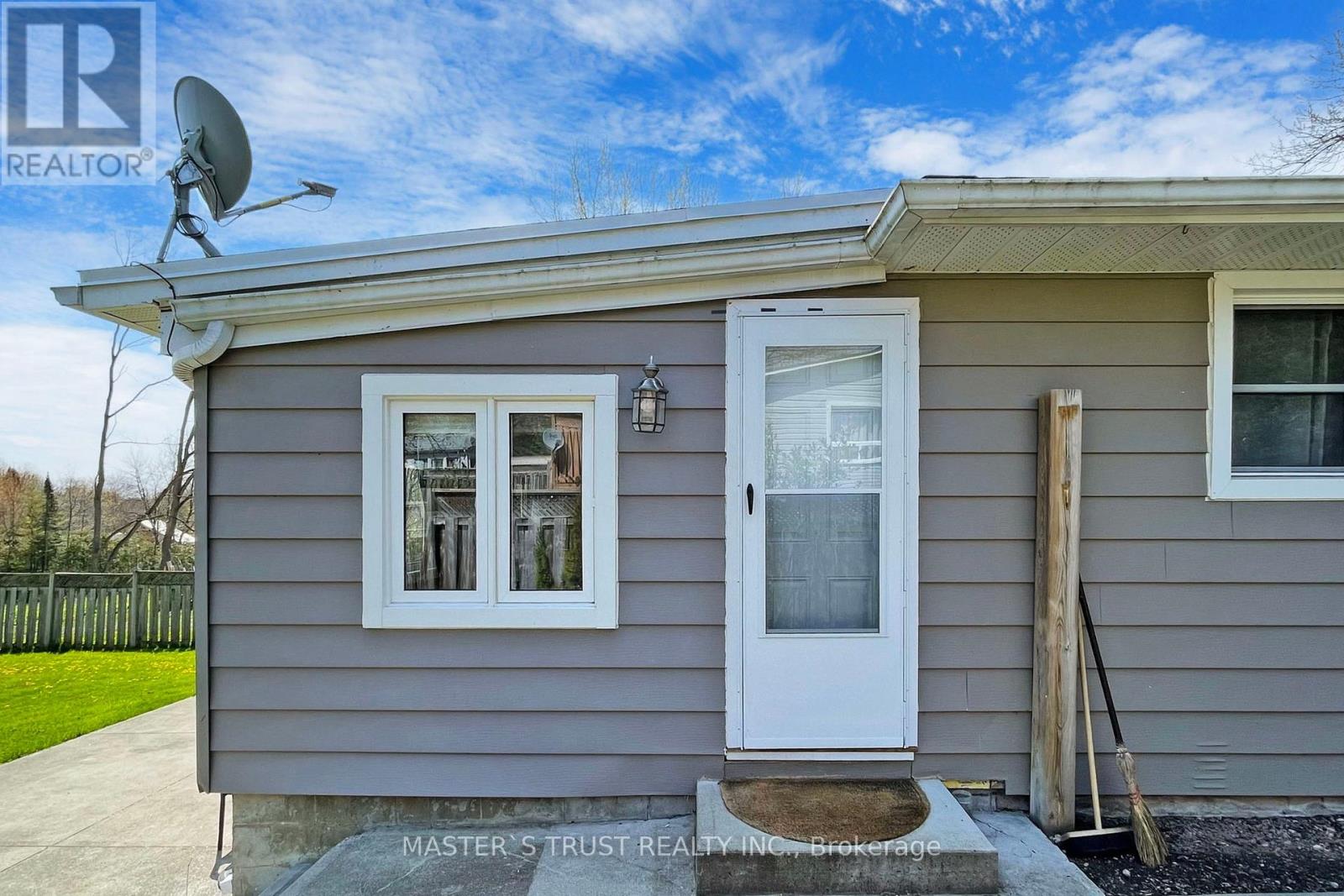 3965 HILLTOP ROAD - 34