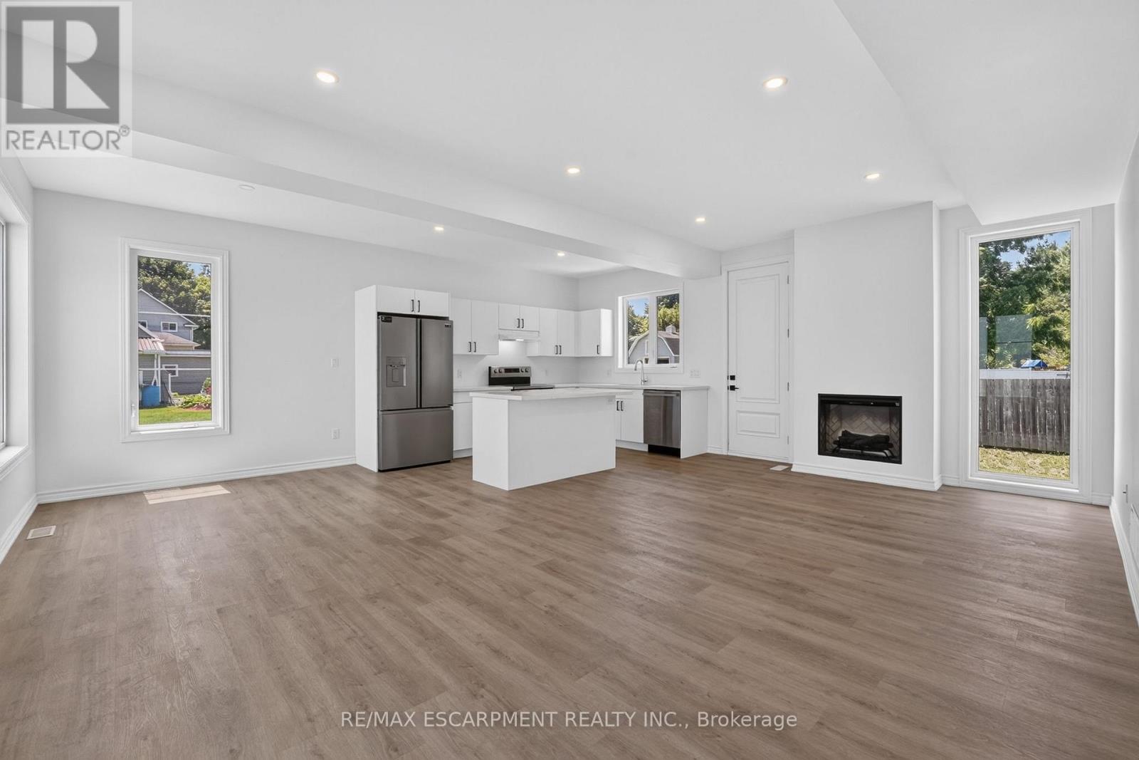 203 PARK STREET - Image 11
