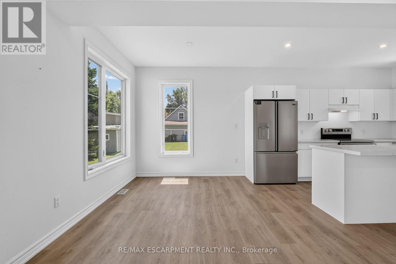 203 PARK STREET - 14