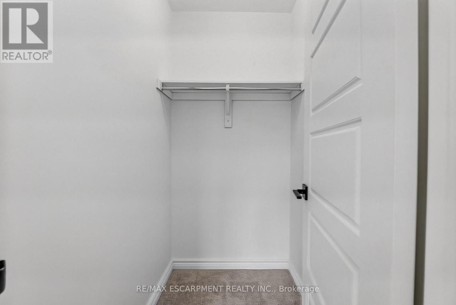 203 PARK STREET - 27