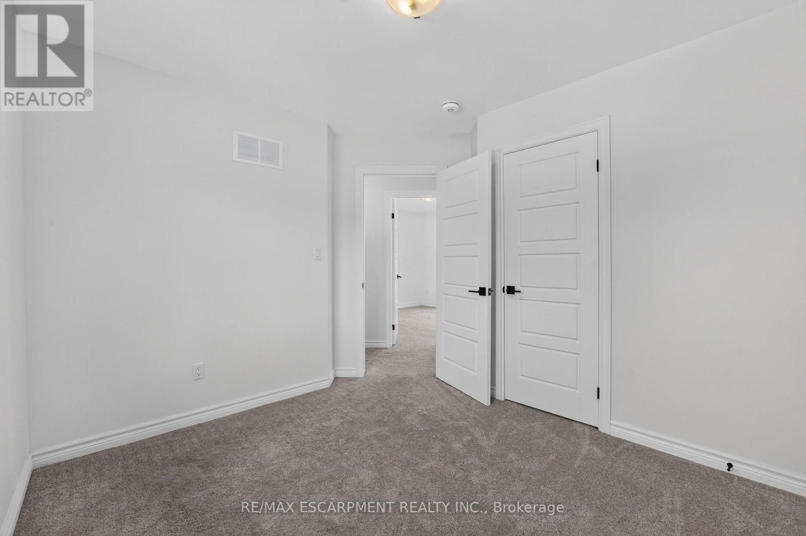 203 PARK STREET - 34