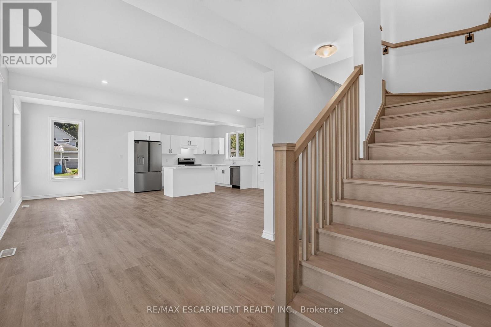 203 PARK STREET - Image 9