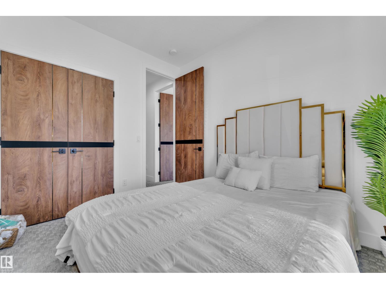 16816 49 ST NW - 28