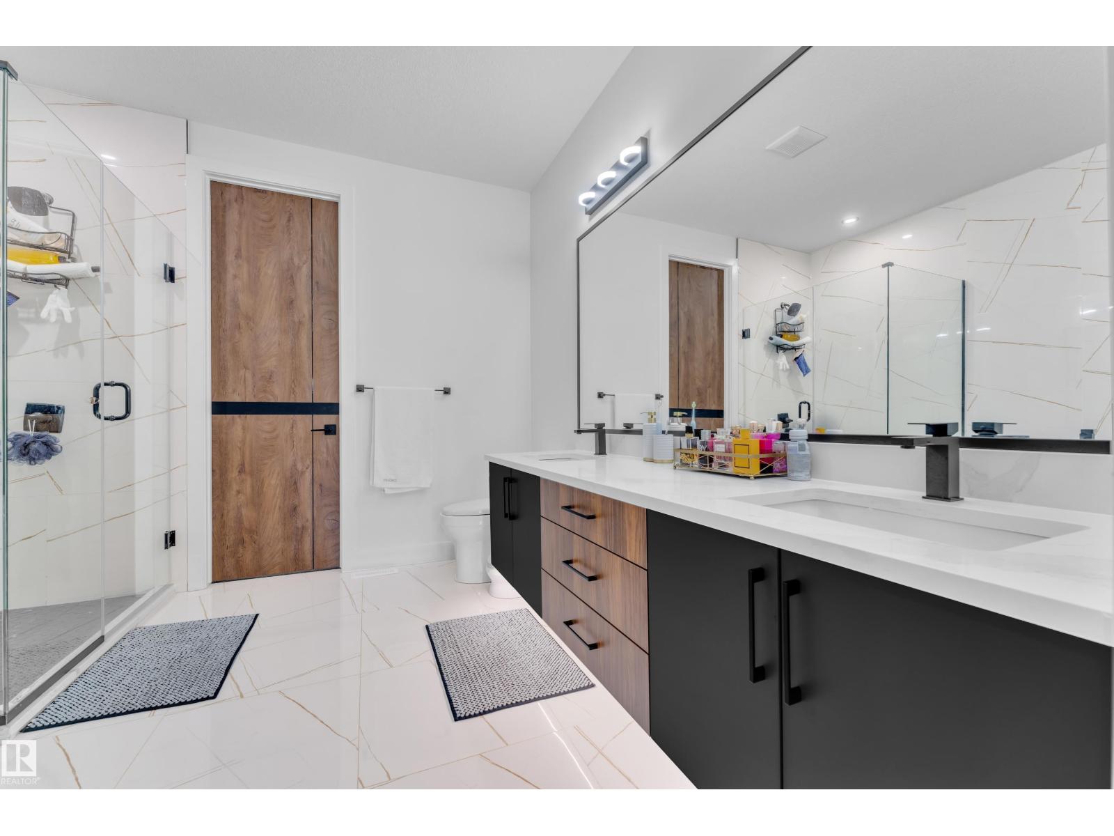 16816 49 ST NW - 34