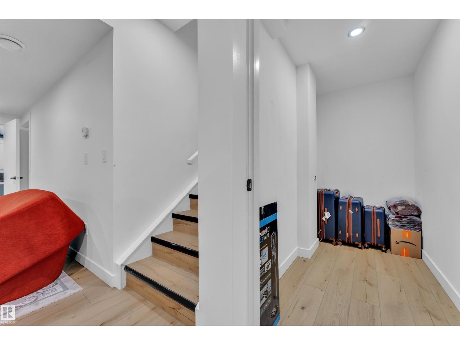 16816 49 ST NW - 46