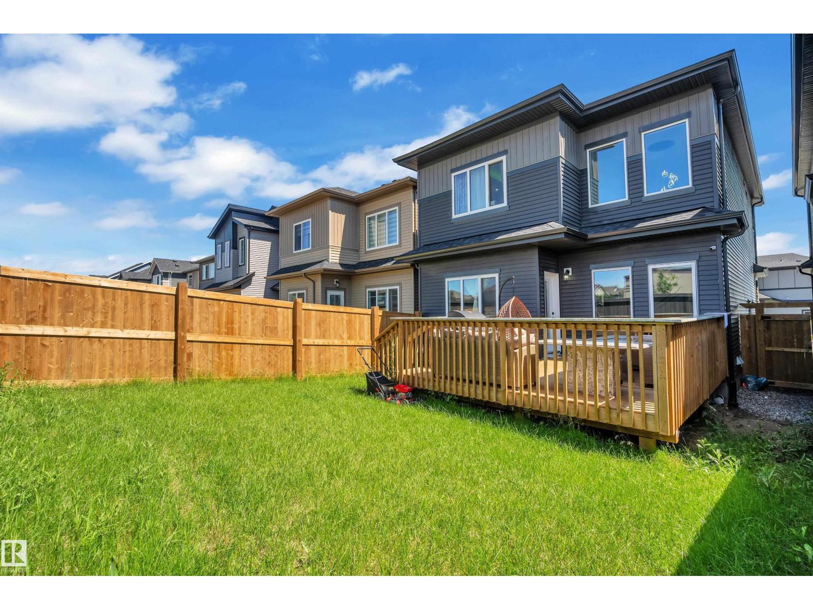 16816 49 ST NW - 52