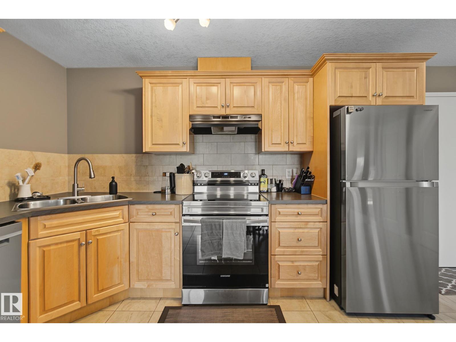 #202 11935 106St NW - 10