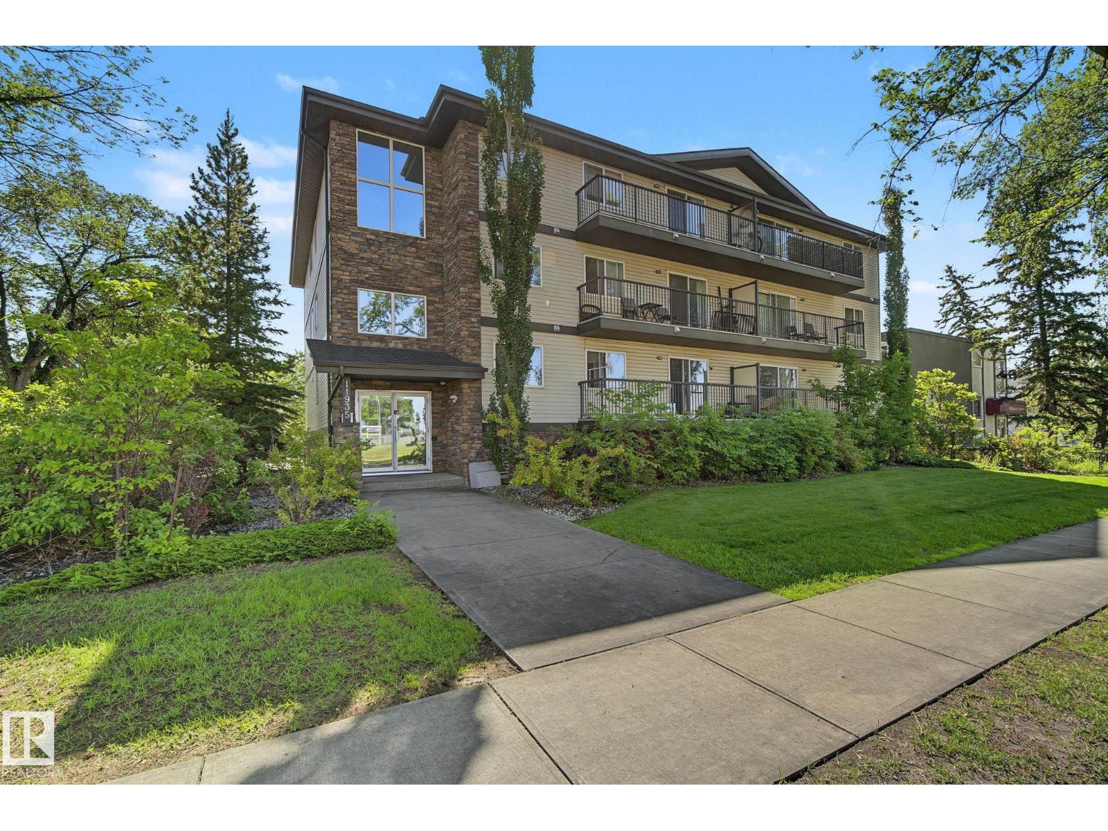 #202 11935 106St NW - 2