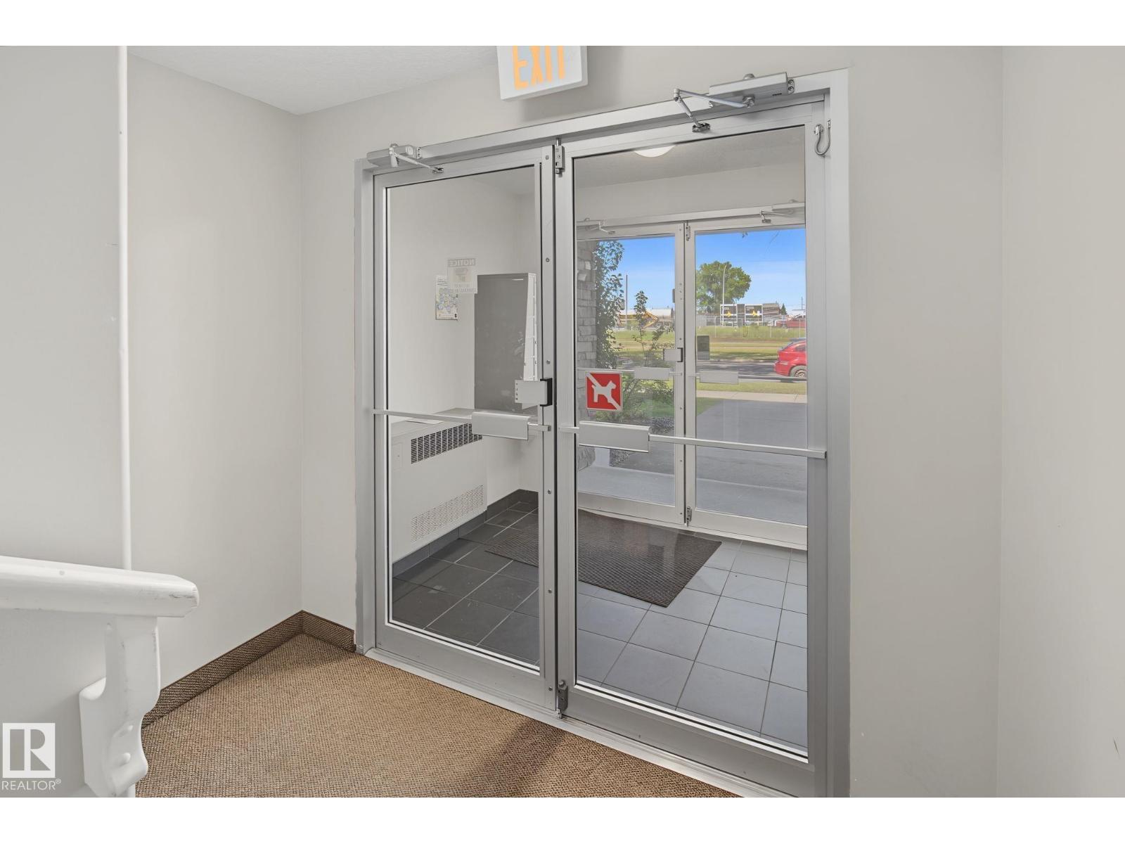 #202 11935 106St NW - 32