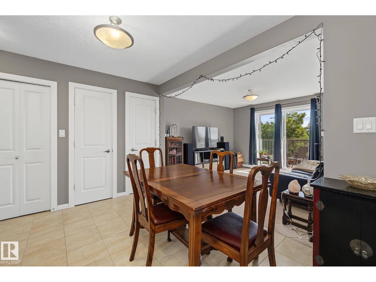 #202 11935 106St NW - 8