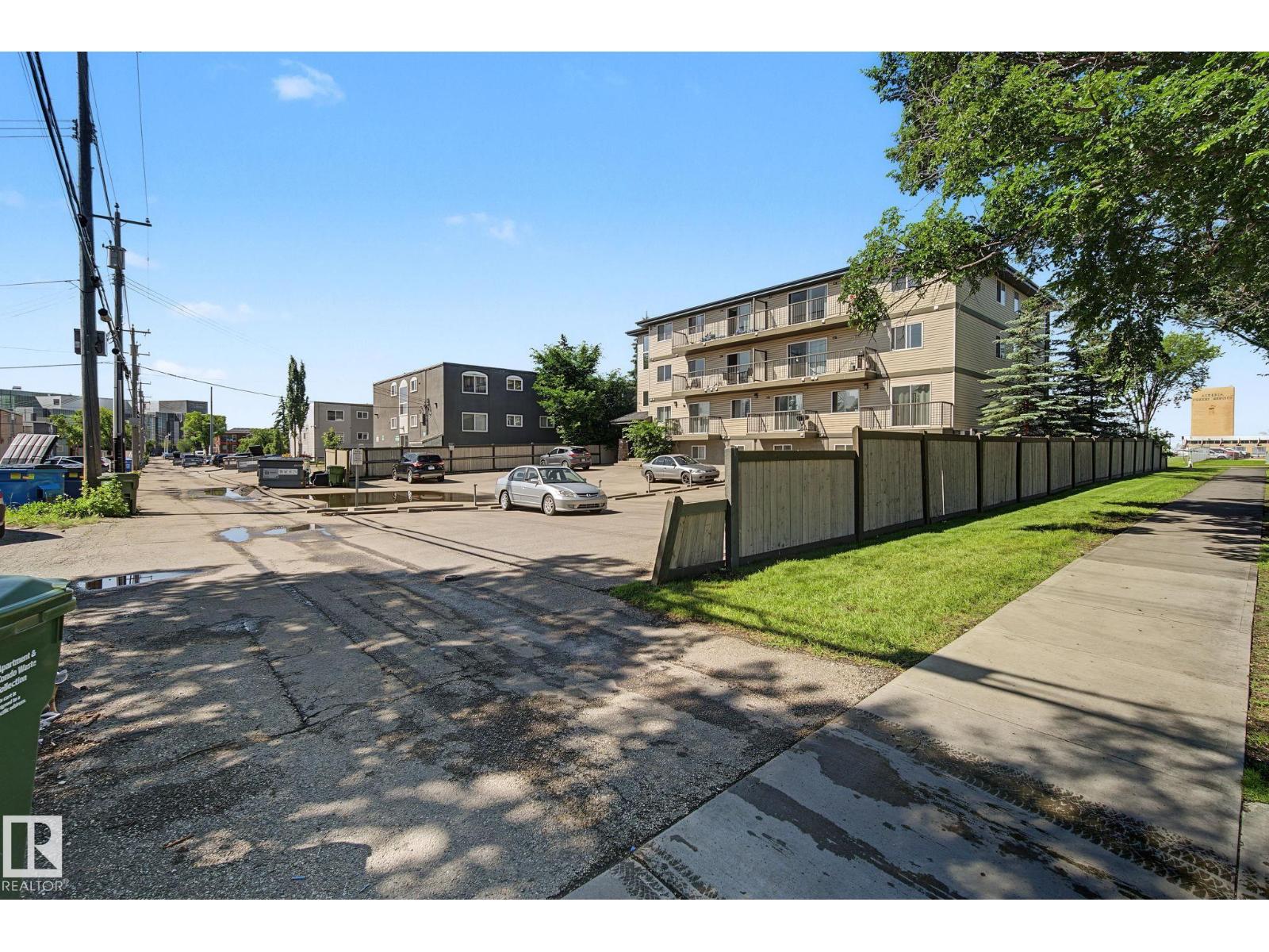 #202 11935 106St NW - 38