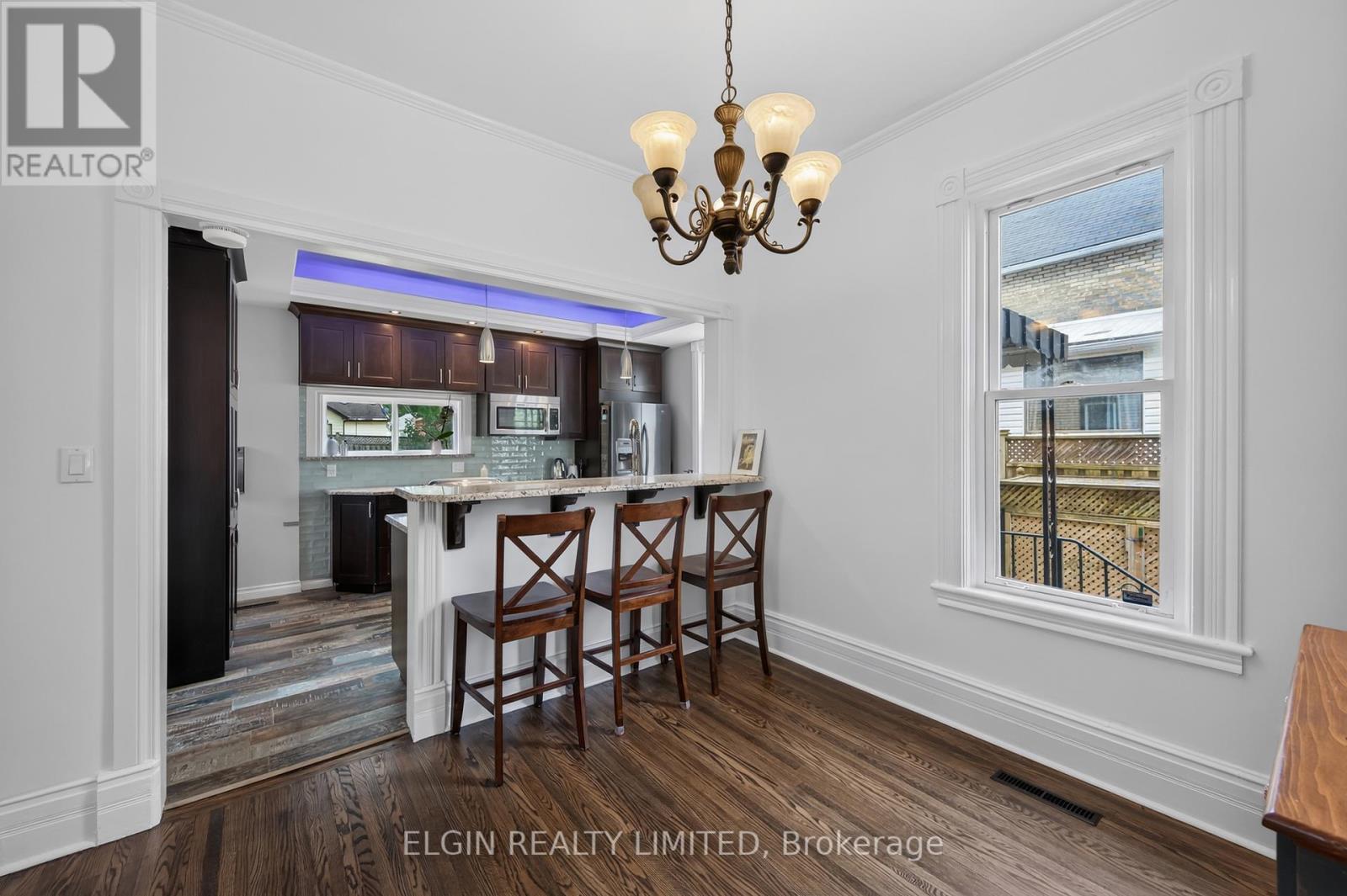 25 LOCUST STREET - 6