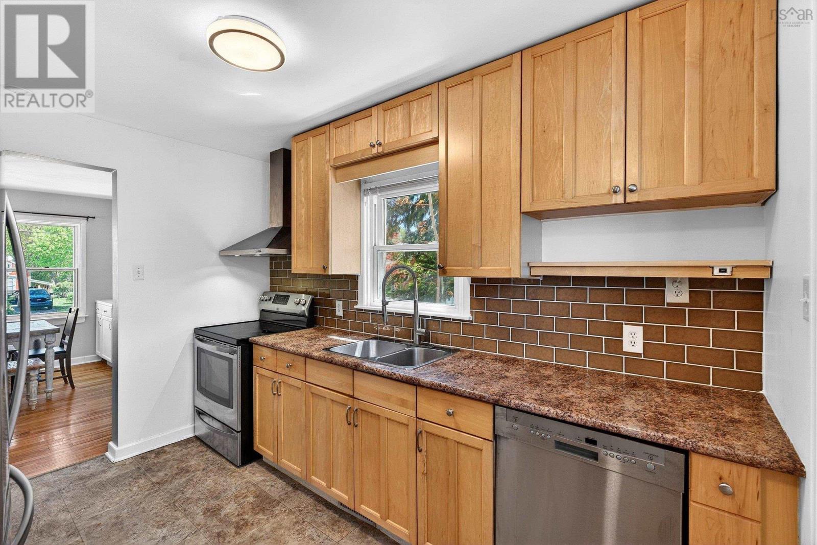 26 Margaree Parkway - 15