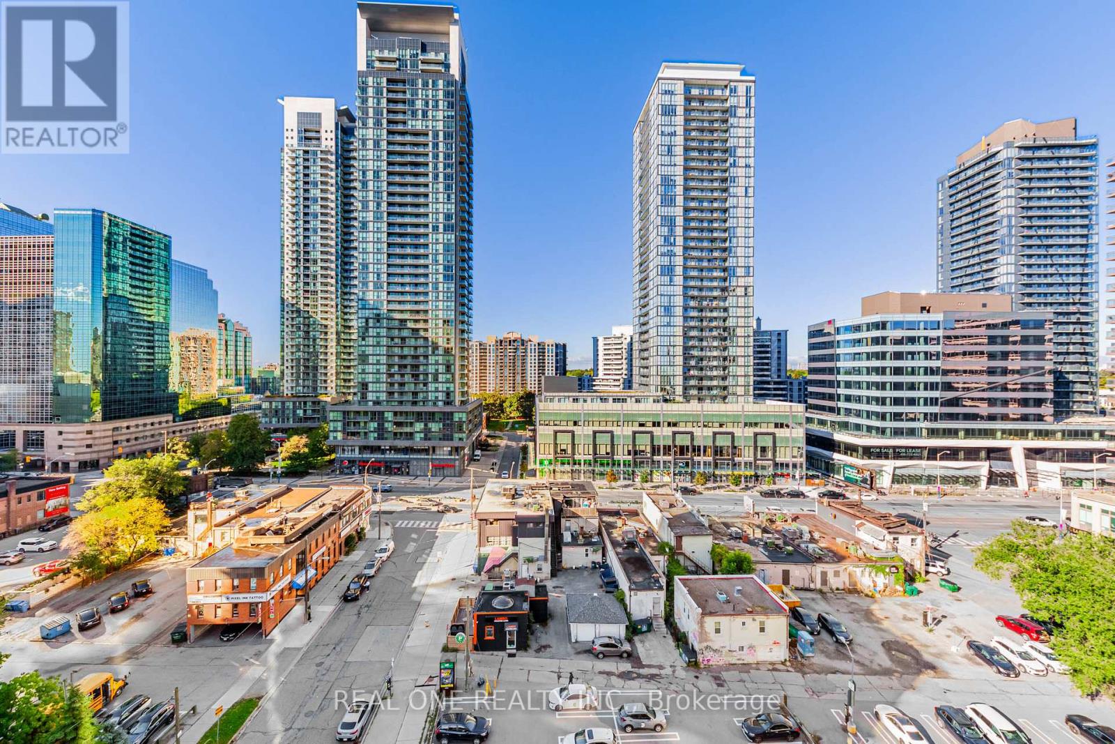 #1503 238 DORIS AVENUE - 28