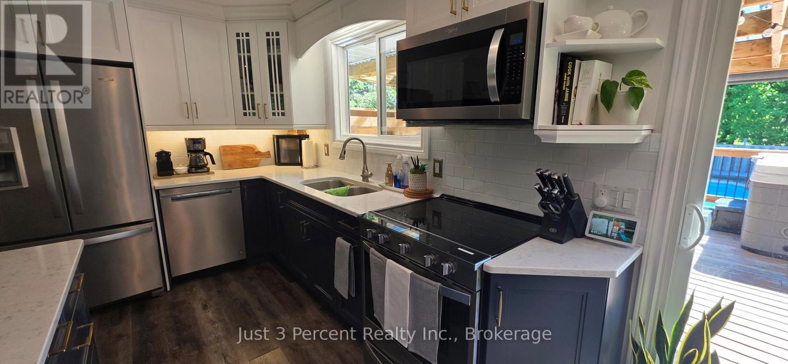 2224 FIELDVIEW DRIVE - 12