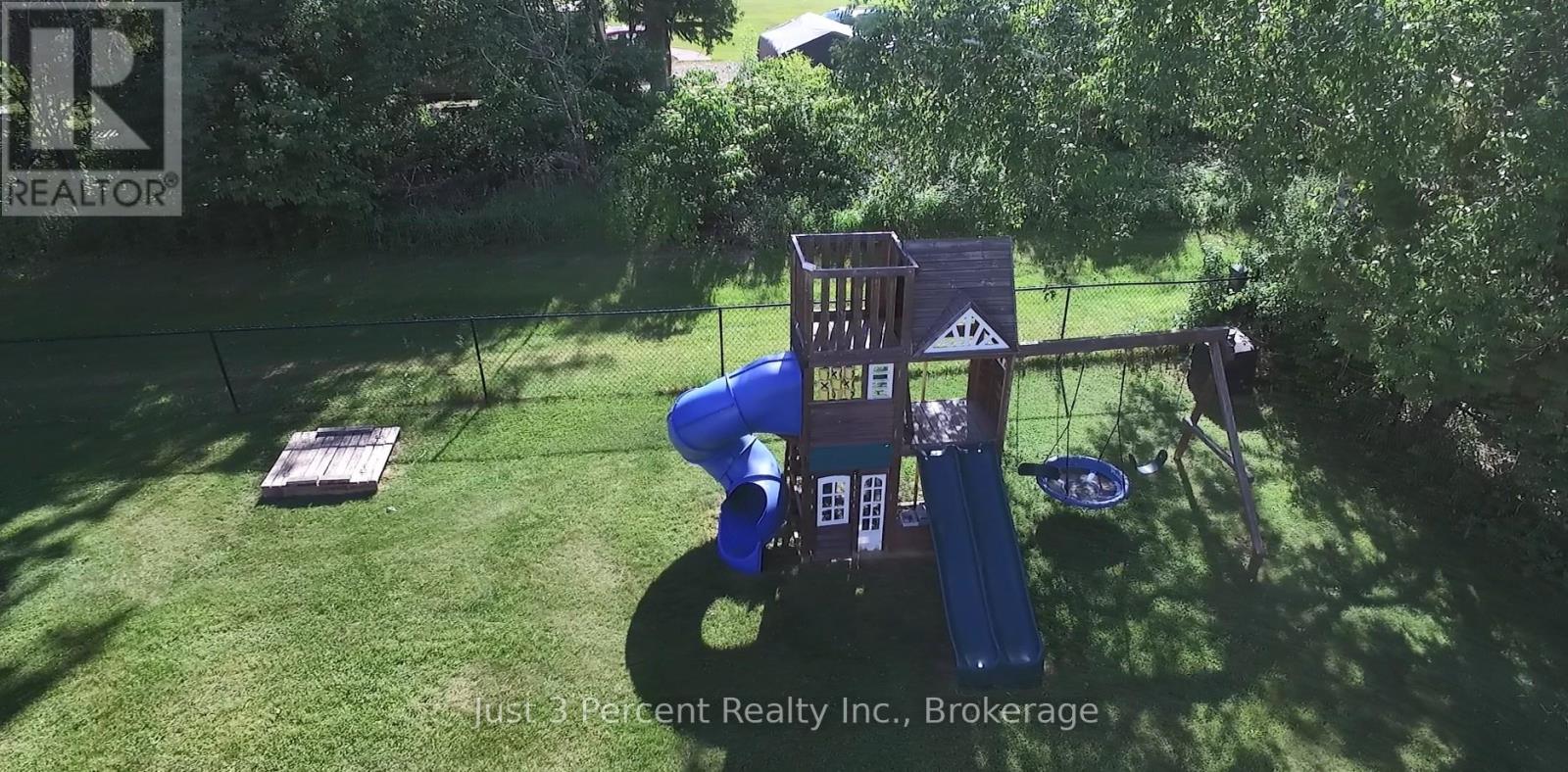 2224 FIELDVIEW DRIVE - 29