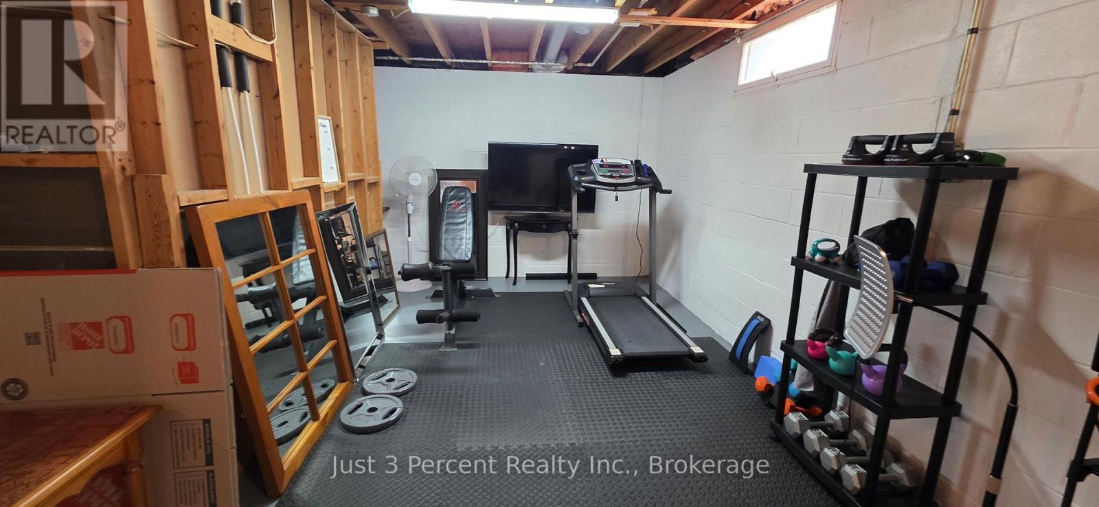 2224 FIELDVIEW DRIVE - 31