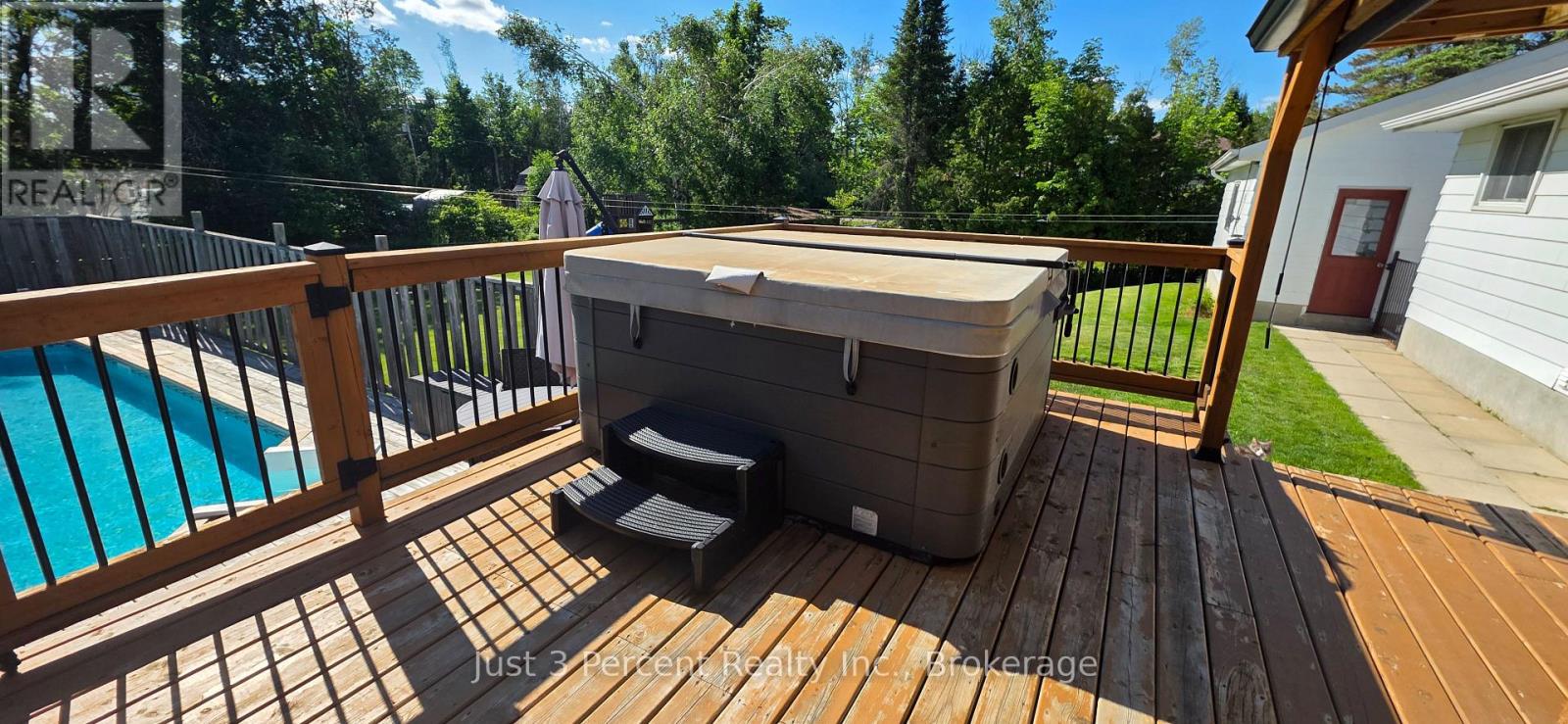2224 FIELDVIEW DRIVE - 4