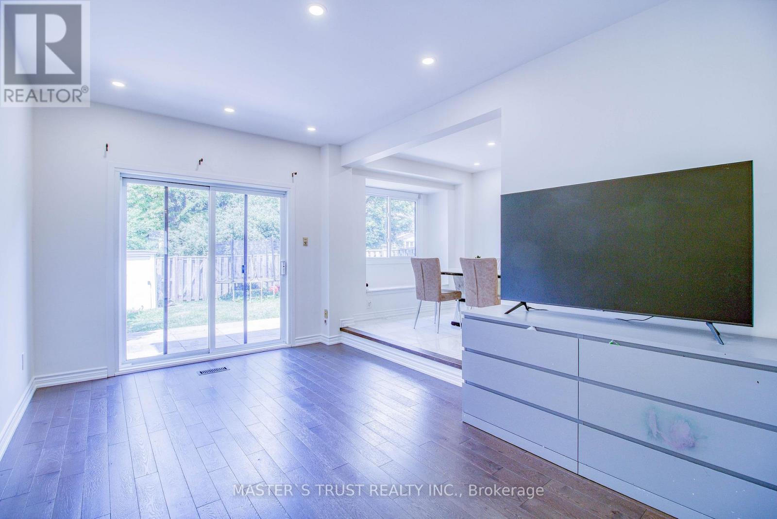 ##38 24 FUNDY BAY BOULEVARD - 14
