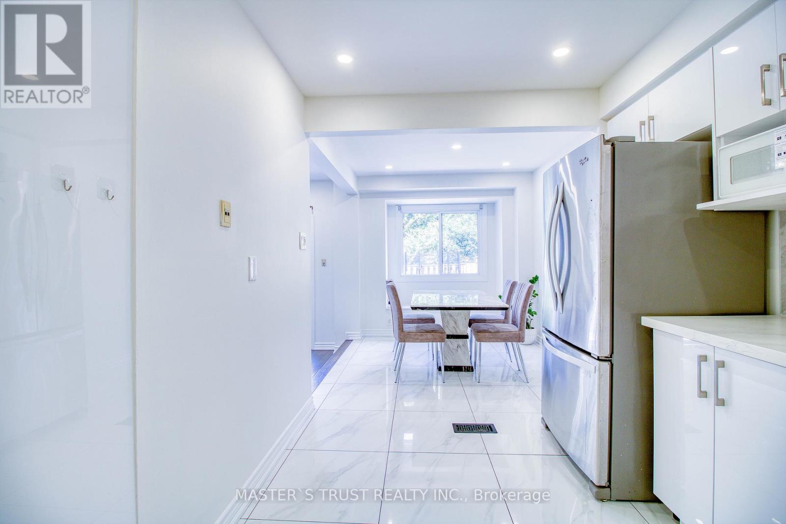 ##38 24 FUNDY BAY BOULEVARD - 6